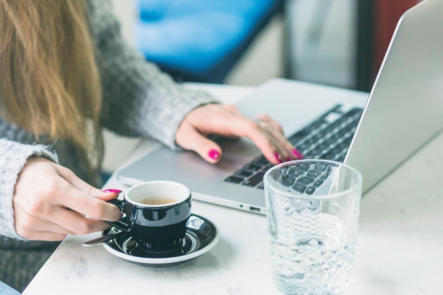 Investment theory learning materials and analytical resources